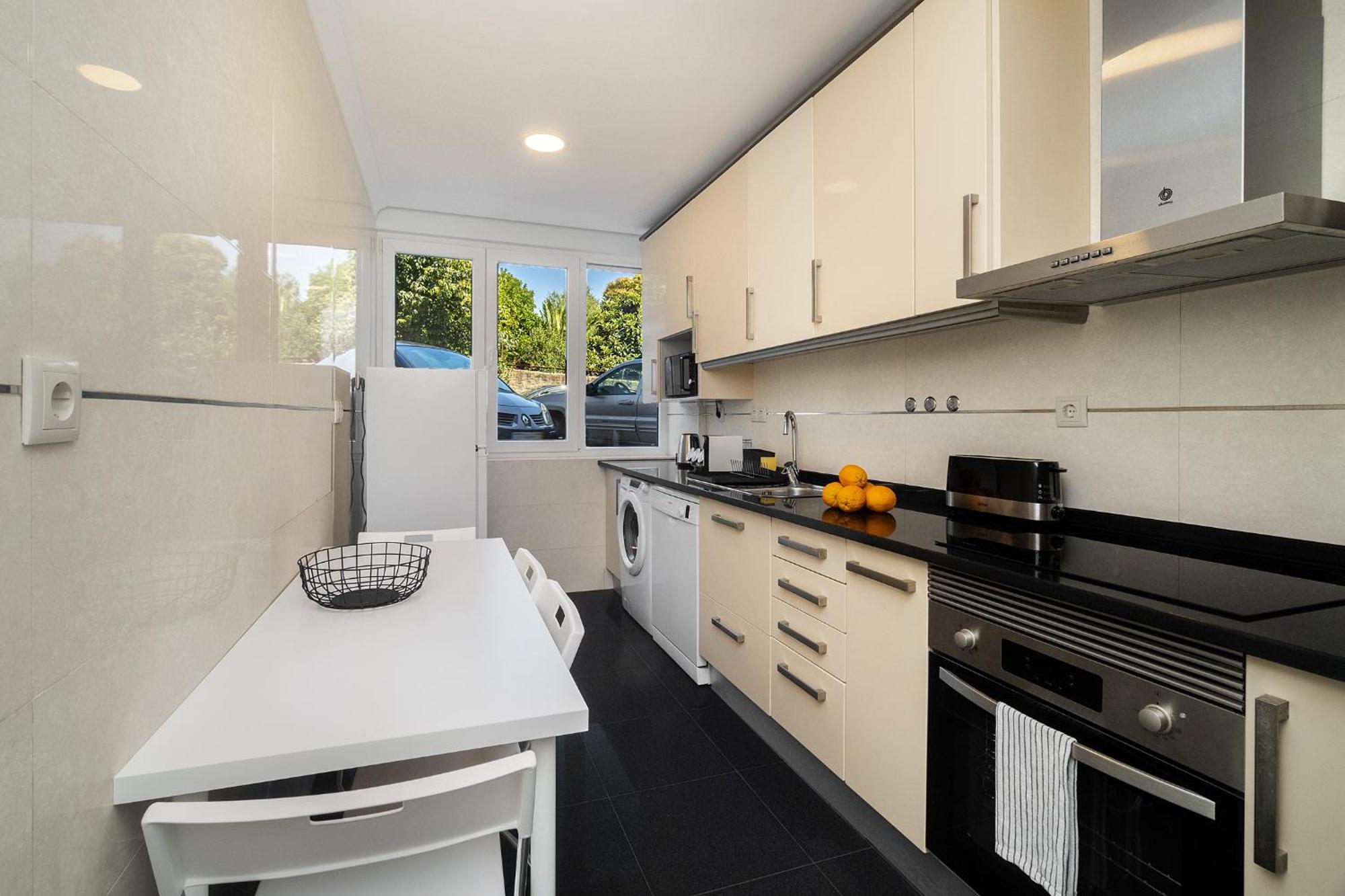 Whome Peaceful Alges Family Home Away From City Noise ภายนอก รูปภาพ